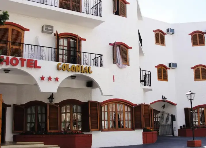 HOTEL COLONIAL